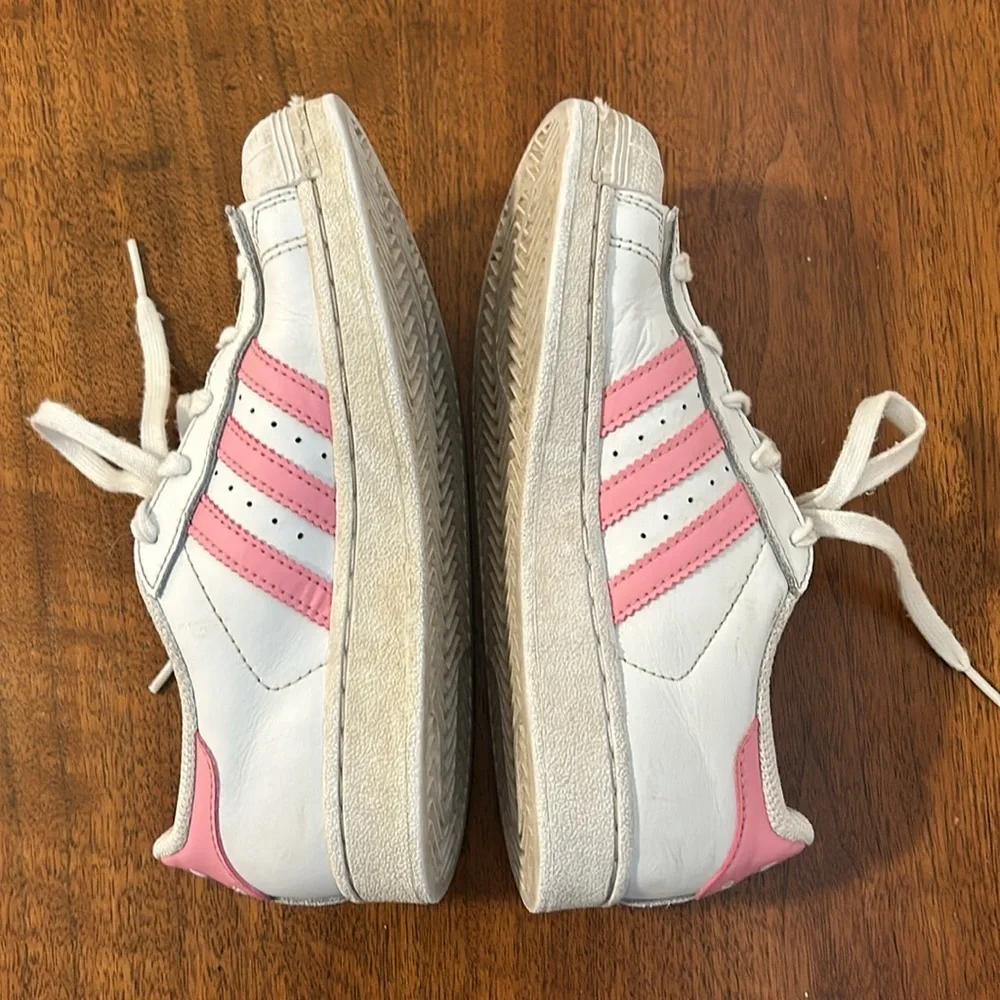 adidas la marque